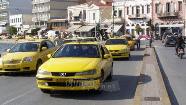 Ζητούν «πάγωμα» των οφειλών τους από τον ΟΑΕΕ