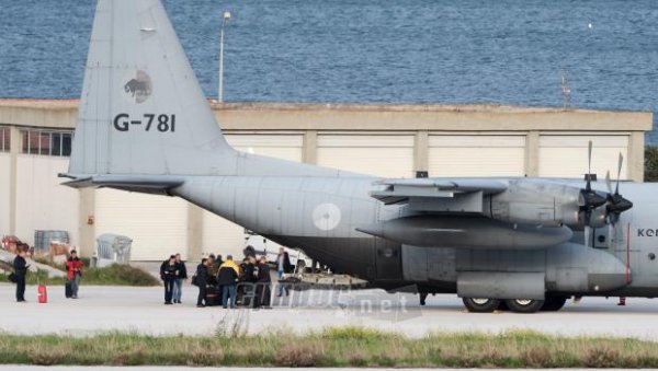  Με αεροπλάνο οι επαναπροωθήσεις στη Σμύρνη;