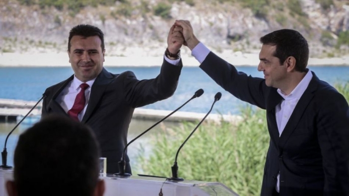 Θρυαλλίδα πολιτικών ανακατατάξεων το Μακεδονικό