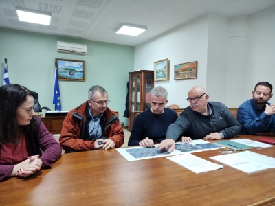 Στιγμιότυπο από την υπογραφή της σύμβασης