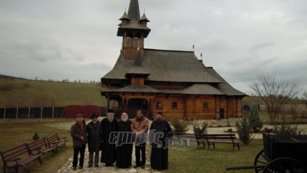 Επίσκεψη μητροπολίτη και Βουνάτσου στη Ρουμανία