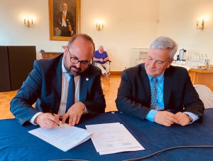 Υπογραφή μνημονίου συνεργασίας μεταξύ της Γενικής Γραμματείας Αιγαίου και Νησιωτικής Πολιτικής και του Ιδρύματος Ευγενίδου