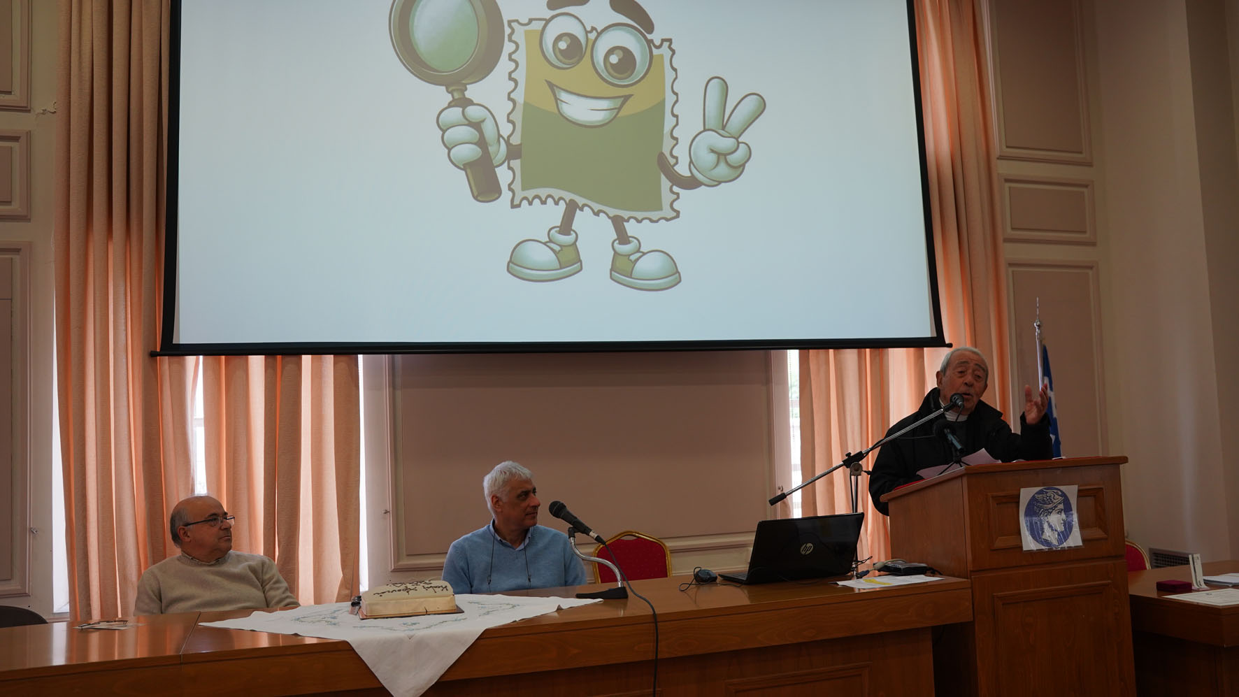 Στιγμιότυπο από την παρλάτα του Βαγγέλη Χατζημανώλη