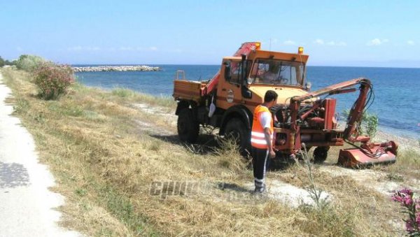 Καθαρισμοί δρόμων απ’ την Περιφέρεια