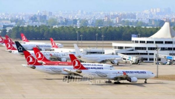 Καθήλωσε λόγω χειμώνα πολλά αεροσκάφη της, η «Turkish Airlines»