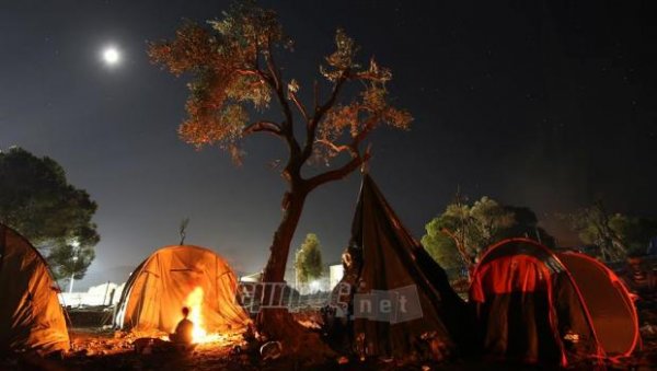 Η δική μας φάτνη είναι... στη Μόρια- pics