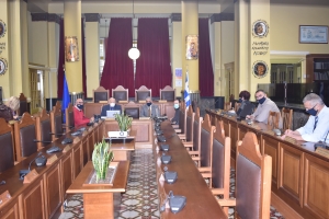 Περισσότερα rapid test για την κάλυψη των αναγκών και ενίσχυση με εξειδικευμένο προσωπικό ζητάει η Περιφέρεια