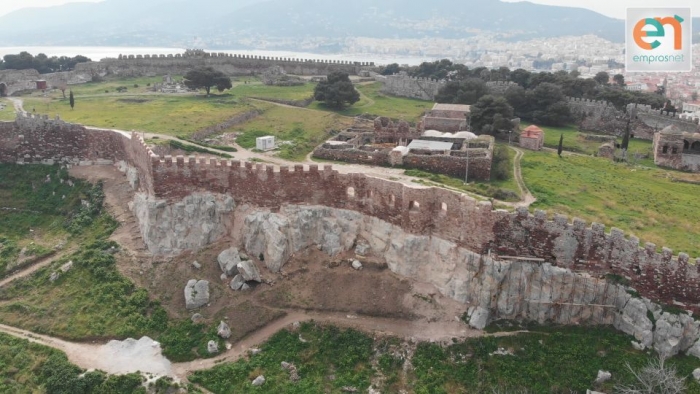 Ολοκληρώθηκε η αποκατάσταση μέρους των τειχών του Κάστρου Μυτιλήνης [Vid-Pics]