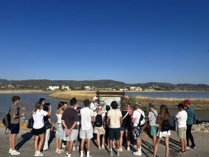 Στιγμιότυπο από την επίσκεψη των μαθητών 