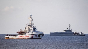 Παρεμπόδισαν πλοίο ΜΚΟ να ελλιμενιστεί στη Σκάλα Συκαμιάς
