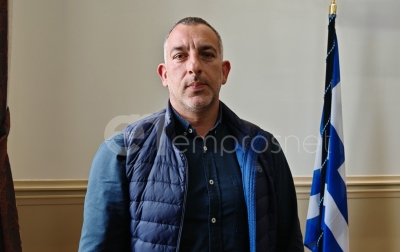 O ειδικός Σύμβουλος, Νίκος Δεληδούκας