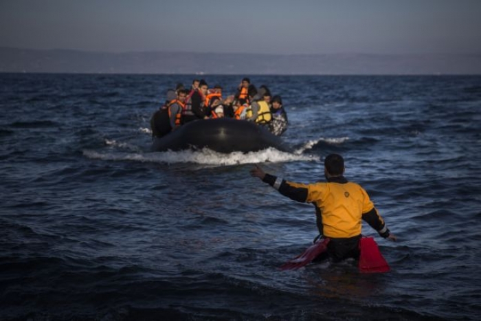 1450 μετανάστες προσπαθεί να &quot;σπρώξει&quot; η Ελλάδα στην Τουρκία