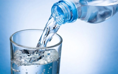 Το νερό βοηθάει στο αδυνάτισμα;