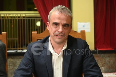 Στην Μυτιλήνη οι πρώτοι υπόγειοι κάδοι του νησιού