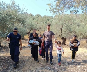 Από τον απεγκλωβισμό μεταναστών στα Πάμφιλα 