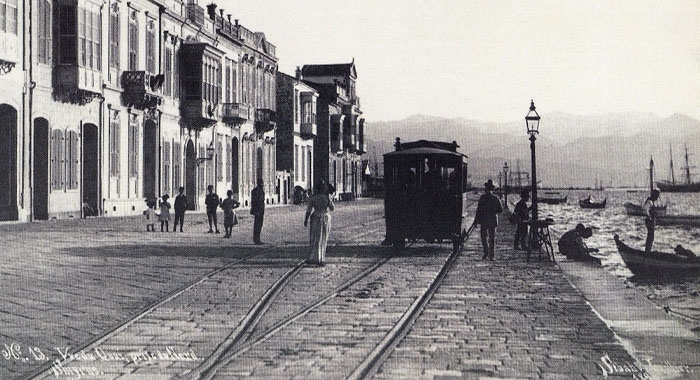 «Μυτιλήνη – Αϊβαλί, ένα τραγούδι δρόμος»