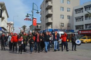 Και στο Αιβαλί διαμαρτυρίες για την ακρίβεια και το ηλεκτρικό