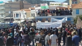 Μαζική πορεία στο κέντρο της Μυτιλήνης