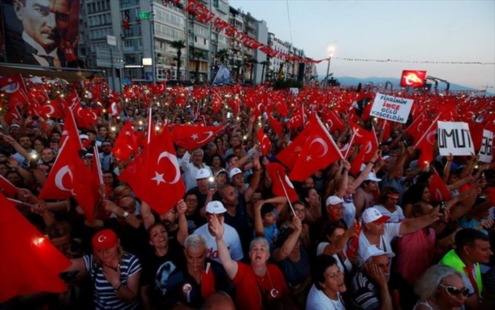 Τεράστια συγκέντρωση του Ιντζέ στη Σμύρνη