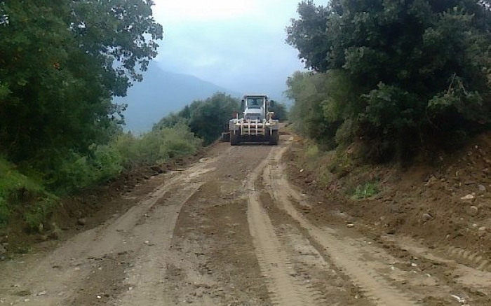 Τρέχουν οι αγροτικοί