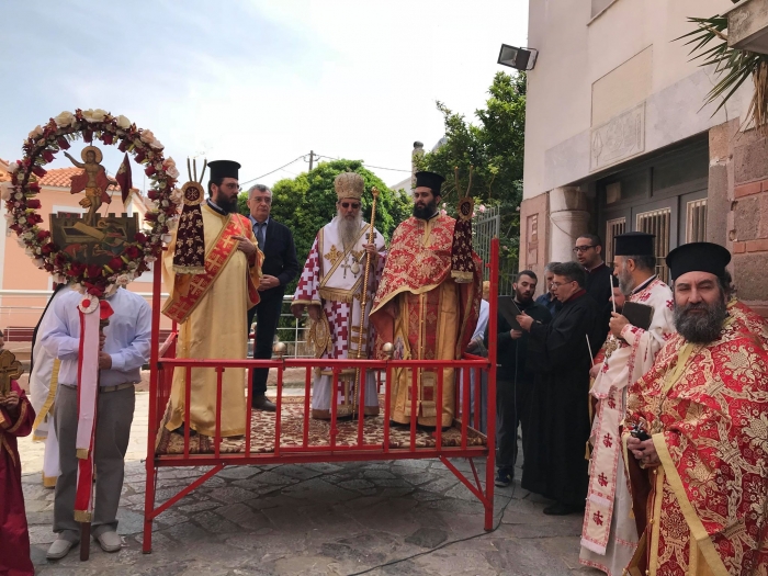 Η «ρίψη του Χρυσού Ποτηριού της Ανάστασης» [Vid]