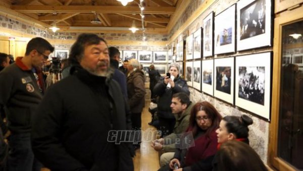 Εντυπωσιασμένος ο Κινέζος Ai Weiwei από τη ΦΕΜ