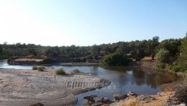 Ο Παληός, ο Ταξιάρχης και αι Εκατόννησοι