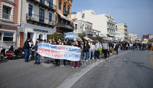 Πλήθος κόσμου στην κινητοποίηση της 28ης Φεβρουαρίου [Vid &amp; Pics]