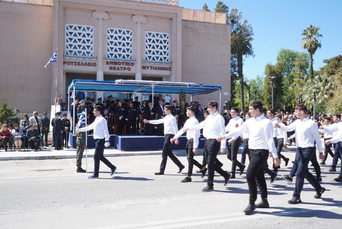 Με λαμπρότητα και υψηλόβαθμους εκπροσώπους[Vid-Pics]