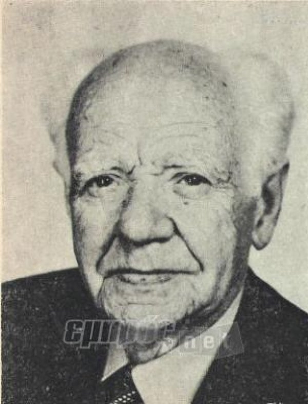 Ο δήμαρχός μας ο «Δάσκαλος»