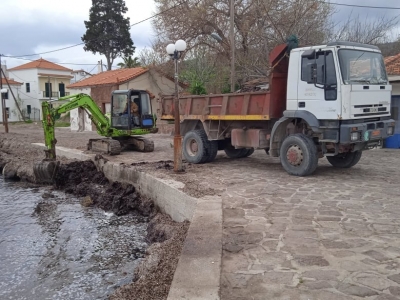 Εργασίες καθαρισμού και βελτίωσης σε Θερμή και Μυτιλήνη