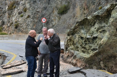 Η Περιφέρεια έσπασε τον βράχο στην Μελίντα