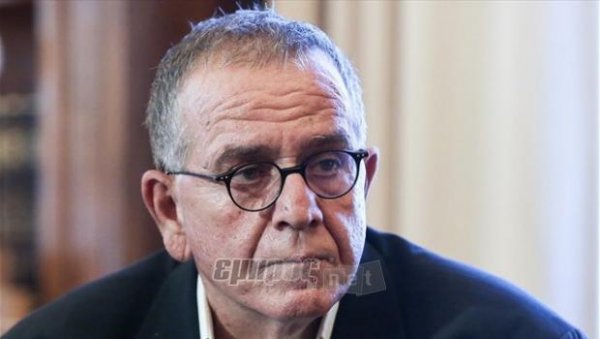 Η «μαύρη προπαγάνδα» φταίει και όχι η κυβερνητική αδράνεια…