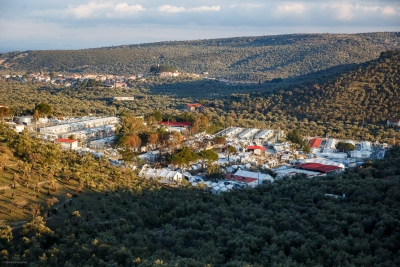 Το θέατρο του παραλόγου σχετικά με την… (α)καταλληλότητα του ΚΥΤ της Μόριας!