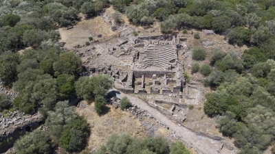 Δρόμος 1900 ετών ανακαλύφθηκε στη Μανίσα, (Αιγαί Αιολίδας)