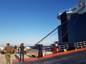 Φεύγουν σήμερα από τη Λέσβο περισσότερα από 100 άτομα