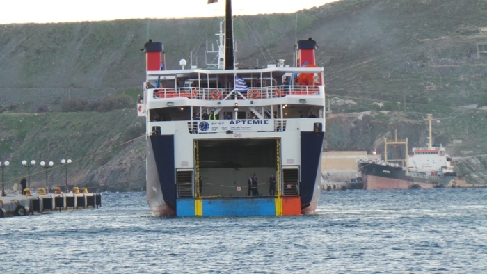 Δρομολόγια τη δημοτικής ακτοπλοϊκής εταιρείας IZDENIZσε Χίο και Λέσβο