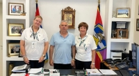 Απονομή επετειακού νομίσματος στον Υποστράτηγο Γκρέτσα