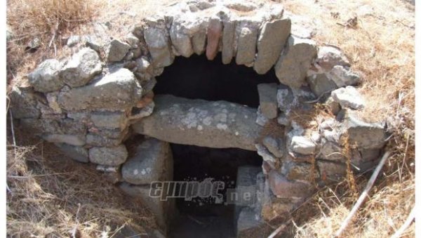 Ο μοναδικός αρχαίος υπόγειος φάρος-φρυκτωρία της Ερεσού Λέσβου