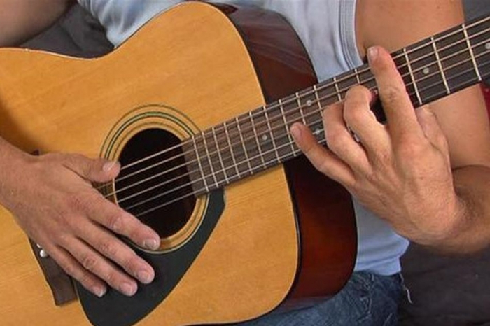 Δωρεάν μαθήματα κλασικής κιθάρας