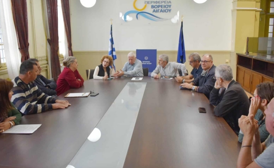 Στιγμιότυπο από την σύσκεψη για την ευλογιά