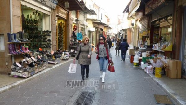 Μικρή η πτώση τζίρου στη Μυτιλήνη