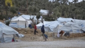 Οι σκηνές της Ύπατης Αρμοστείας, δίπλα από το Κέντρο της Μόριας