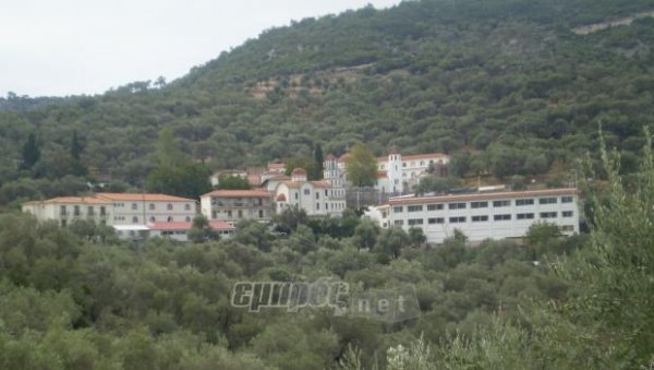 Ο πόλεμος των… Μητροπόλεων!