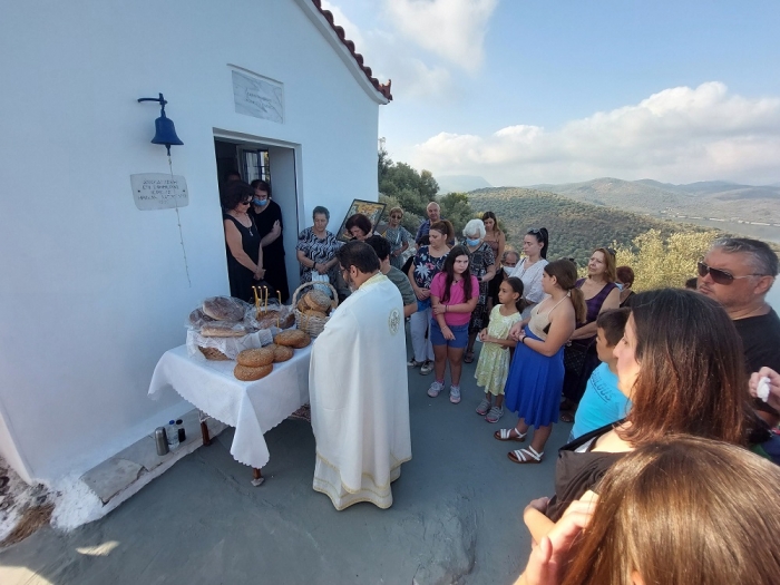 Από την Θεία Λειτουργία στην Παναγία στην Αψηλή 