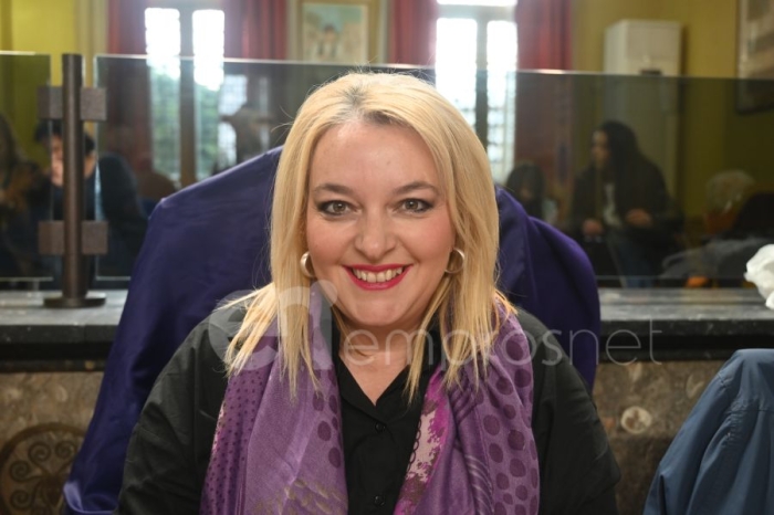 Η επικεφαλής της Περιφερειακής παράταξης  «Αλλαγή πορείας για τα νησιά μας» Βάσω Χοχλάκα 
