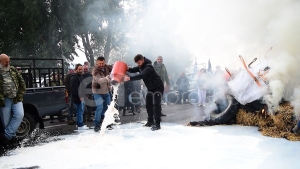 Στιγμιότυπο από το μπλόκο της Λάρσου 