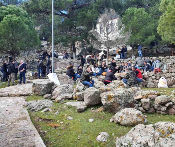 Έκοψε την πίτα του ο ΚΕΝΤΑΥΡΟΣ [Pics]