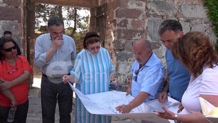 Στιγμιότυπο από την τελευταία επίσκεψη της Υπουργού Πολιτισμού στην Μυτιλήνη 