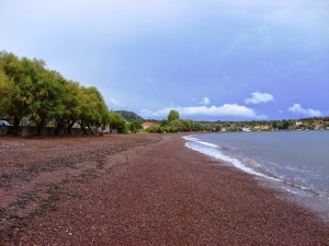 Τσόνια, Βαθύ Κριτήρι, Καλό Λιμάνι, Ταβάρι, Γαβαθάς και πλαζ Σιγρίου φλερτάρουν με γαλάζια σημαία